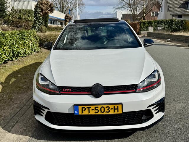 Volkswagen GOLF 2.0 TSI GTI Clubsport 265PK DSGoPanooLeder