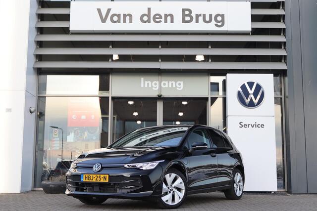 Volkswagen GOLF 1.5 204 pk DSG eHybrid Life Edition | Navigatie | Standkachel | Camera | LED | Climatronic | App Connect | 17'' LM | All season Fabrieksgarantie tot 31-01-2029 of 100.000km | Nieuwprijs rijklaar ¤ 41.115,-