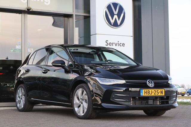 Volkswagen GOLF 1.5 204 pk DSG eHybrid Life Edition | Navigatie | Standkachel | Camera | LED | Climatronic | App Connect | 17'' LM | All season Fabrieksgarantie tot 31-01-2029 of 100.000km | Nieuwprijs rijklaar ¤ 41.115,-