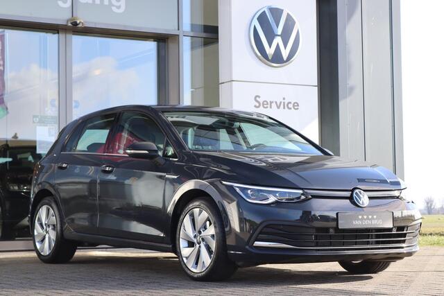 Volkswagen GOLF 1.5 eTSI 131 pk DSG Style | Navigatie | LED | PDC | Climatronic | App Connect | Sfeerverlichting | Adaptive Cruise | 1ST Eigenaar