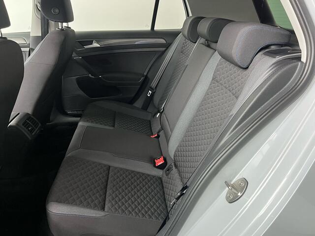 Volkswagen GOLF 1.0 TSI Comfortline. Adaptief Cruise, Camera, Navi, Clima, Stoelverw