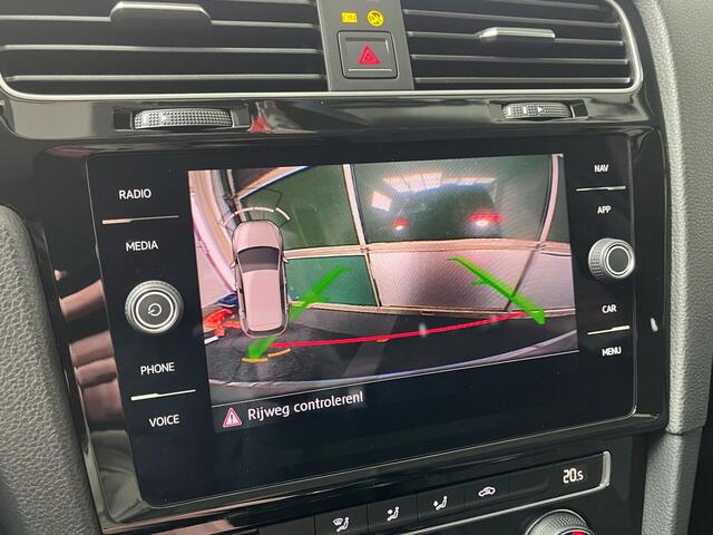 Volkswagen GOLF 1.0 TSI Comfortline. Adaptief Cruise, Camera, Navi, Clima, Stoelverw