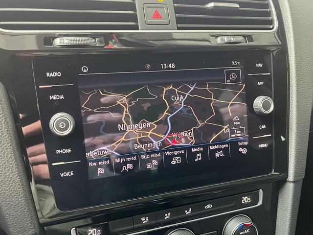 Volkswagen GOLF 1.0 TSI Comfortline. Adaptief Cruise, Camera, Navi, Clima, Stoelverw