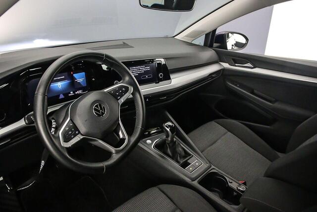 Volkswagen GOLF Golf 1.0 TSI 90pk Parkeersensoren, Airco, Snelheidsbegrenzer, DAB, Radio, Bluetooth, App connect, LED koplampen