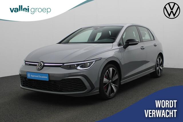 Volkswagen GOLF 1.4 245 pk DSG eHybrid GTE | Adaptief onderstel | IQ Light | Stuur-/stoelverwarming | Navigatie | Parkeersensoren voor/achter