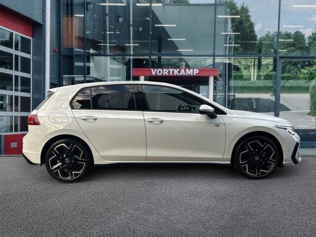 Volkswagen GOLF 1.5 eTSI 150 PK R-LINE 360-CAMERA/ACC/STUUR-STOELVERW/