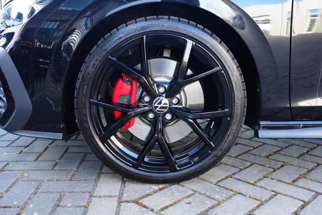 Volkswagen GOLF 2.0 TSI GTI 265pk Panoramadak/Stoelverwarming/HarmanKardon