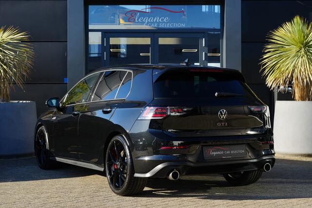 Volkswagen GOLF 2.0 TSI GTI 265pk Panoramadak/Stoelverwarming/HarmanKardon