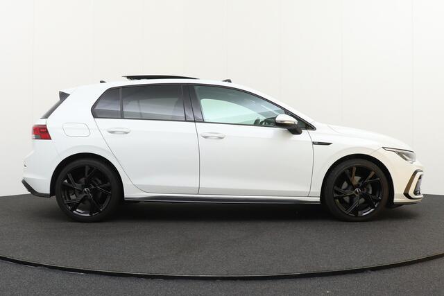 Volkswagen GOLF 1.5 eTSI R-Line Pano-dak Adap. Cruise Stoel/Stuur
