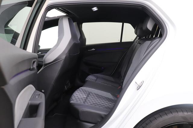 Volkswagen GOLF 1.5 eTSI R-Line Pano-dak Adap. Cruise Stoel/Stuur