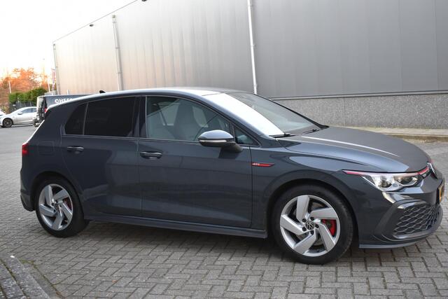 Volkswagen GOLF 2.0 TSI GTI 2022 28.000KM dealer onderhouden in nette staat vol opties