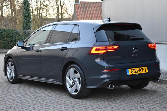 Volkswagen GOLF 2.0 TSI GTI 2022 28.000KM dealer onderhouden in nette staat vol opties