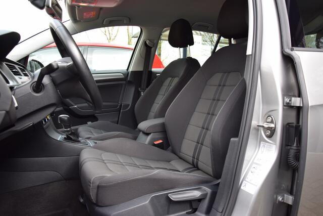 Volkswagen GOLF 1.0 TSI Business Edition Connected DSG Automaat | Org. NL | BOVAG Garantie | Achteruitrijcamera | Navigatie | Cruise&Climate Control | All Season Banden | 16'' Velgen |