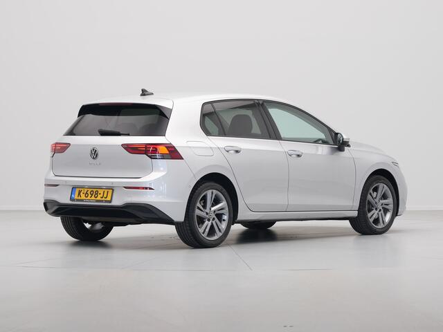 Volkswagen GOLF 1.0 TSI Life Business Navigatie Camera Stoelverwarming Acc