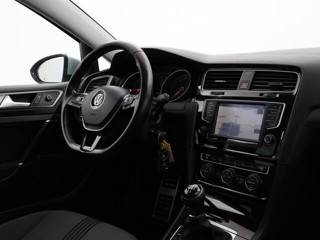 Volkswagen GOLF Variant 1.6 TDI 110 PK ALLSTAR *BTW* + TREKHAAK / NAVIGATIE / LMV