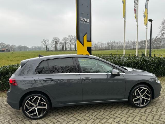 Volkswagen GOLF 1.4 eHybrid Style Camera / Blind Spot / Sfeer