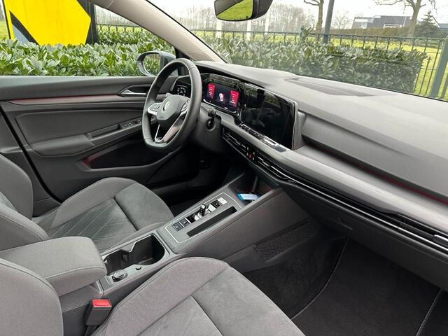 Volkswagen GOLF 1.4 eHybrid Style Camera / Blind Spot / Sfeer