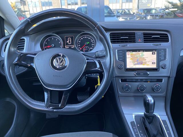 Volkswagen GOLF 1.0 TSI Edition Navigatie, Airco & Automaat