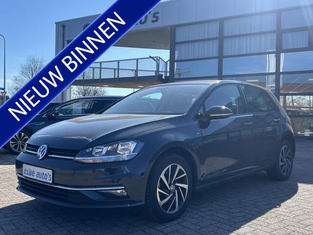 Volkswagen GOLF 1.6 TDI 115 PK 5 DRS JOIN Navigatie Clima Stoelverwarming Lichtmetalen Velgen Clima ACC Parkeersonsoren Extra Getint Glas Lage kilometerstand Euro 6 Zuinig !