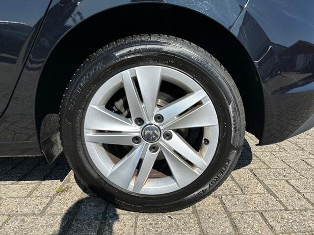 Volkswagen GOLF 1.5 TSI LIFE NAVI/ACC/PDC/STOEL-STUURVERW