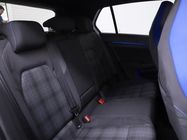 Volkswagen GOLF 1.4 eHybrid GTE | Pano | IQ Light | ACC | Winterpakket | Camera | PDC | Clima 12-2021 48.931 KM