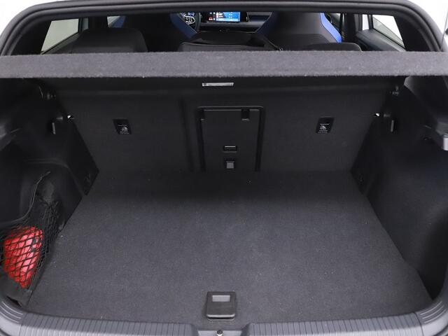 Volkswagen GOLF 1.4 eHybrid GTE | Pano | IQ Light | ACC | Winterpakket | Camera | PDC | Clima 12-2021 48.931 KM