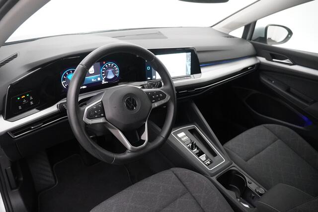 Volkswagen GOLF BWJ 2021 1.0 111 PK TSI Life VIRTUAL COCKPIT / AD. CRUISE / CLIMA / CARPLAY / 16'' LMV / MULTIFUNCT.STUUR / ELEK. RAMEN / ISOFIX / VERKEERSBORD DETECTIE