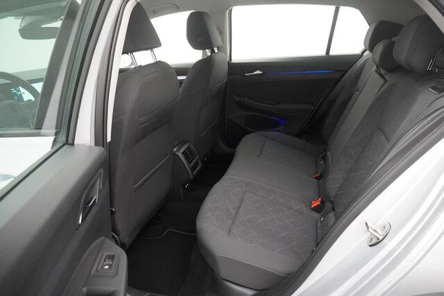 Volkswagen GOLF BWJ 2021 1.0 111 PK TSI Life VIRTUAL COCKPIT / AD. CRUISE / CLIMA / CARPLAY / 16'' LMV / MULTIFUNCT.STUUR / ELEK. RAMEN / ISOFIX / VERKEERSBORD DETECTIE