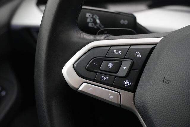Volkswagen GOLF BWJ 2021 1.0 111 PK TSI Life VIRTUAL COCKPIT / AD. CRUISE / CLIMA / CARPLAY / 16'' LMV / MULTIFUNCT.STUUR / ELEK. RAMEN / ISOFIX / VERKEERSBORD DETECTIE