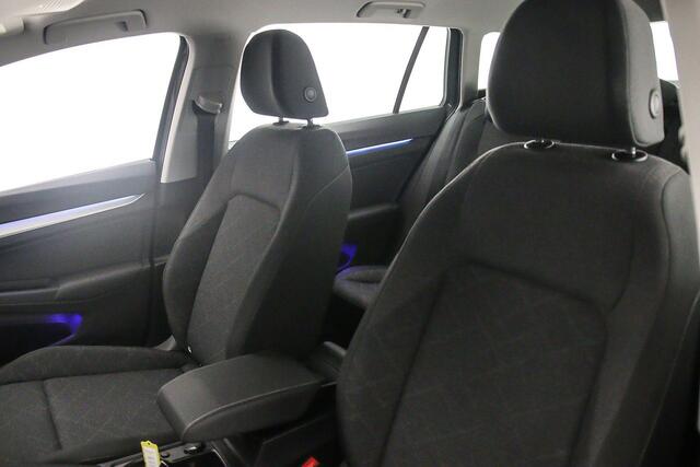 Volkswagen GOLF Variant Life Business 1.0 eTSI 110pk DSG Automaat Adaptive cruise control, Navigatie, Achteruitrijcamera, LED verlichting, Airco, DAB, App connect, Parkeersensoren, Keyless start
