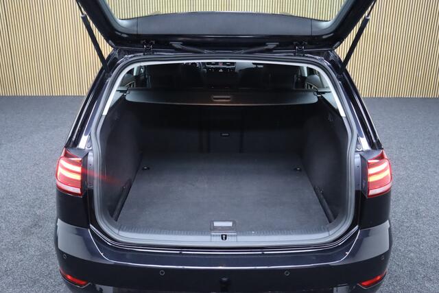 Volkswagen GOLF Variant 1.0 TSI Comfortline | Adaptive-cruise | Trekhaak | Apple Carplay & Android Auto | Clima | Parkeerhulp