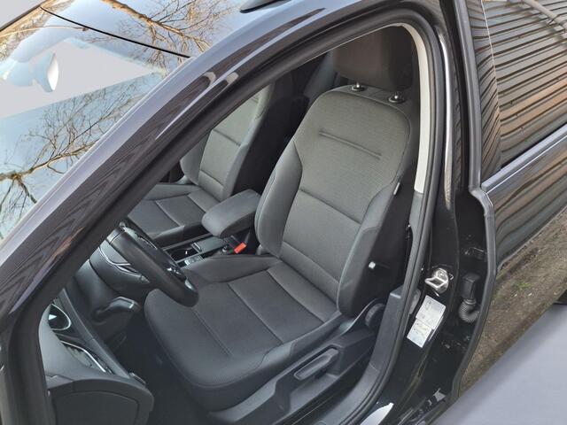 Volkswagen GOLF 1.5 TSI COMFORTLINE