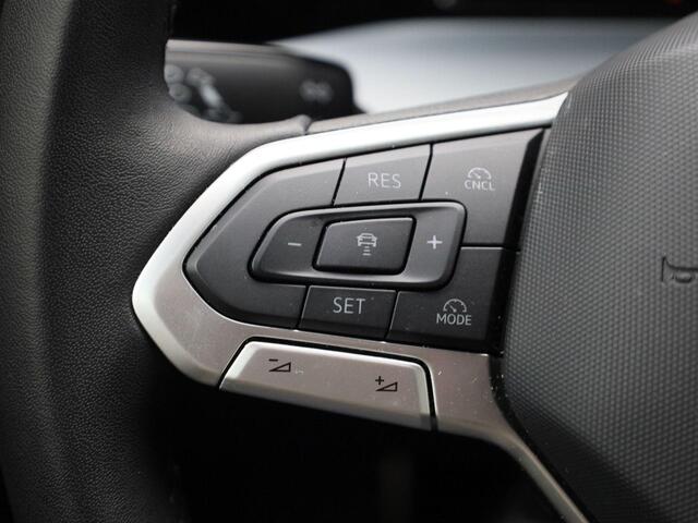 Volkswagen GOLF 1.5TSI/116PK Goal · Navigatie · Stoel-& stuurverwarming · Trekhaak · Garantie tot juni 2026