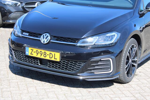 Volkswagen GOLF GTE 1.4 eHybrid VIRTUAL COCKPIT ACC CARPLAY STANDKACHEL