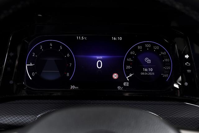 Volkswagen GOLF 1.0 TSI 110 PK United | Dig. Cockpit | Adapt. Connect | Stoel-+Stuurverw. | PDC | Camera | NAV + App. Connect | ECC | Trekhaak | LM 17" |