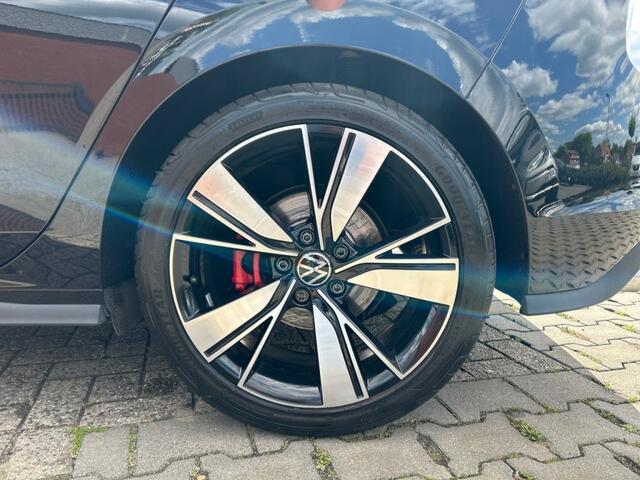 Volkswagen GOLF 2.0 TDI DSG GTD CAMERA/NAVI/ACC/CARPLAY/STOELVERW