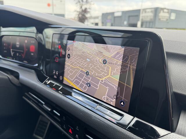Volkswagen GOLF 8 GTI Clubsport 2.0 TSI 300pk DSG / Aut. Full options fabrieksgarantie 63dkm!!