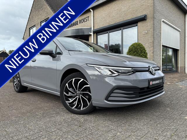 Volkswagen GOLF 5DRS 1.5 E-TSI Life Automaat Full LED / Digi-Dash / Navigatie