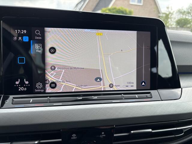 Volkswagen GOLF 5DRS 1.5 E-TSI Life Automaat Full LED / Digi-Dash / Navigatie