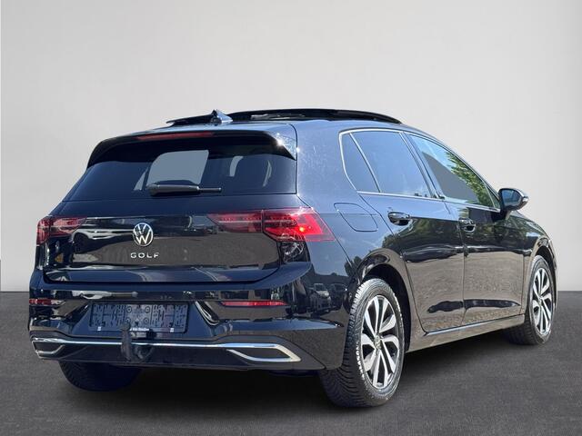 Volkswagen GOLF 2.0 TDI Active | Pano | Stoel + Stuurverwarming | ACC | HUD | Navi | Camera ( Vestiging - Vianen )