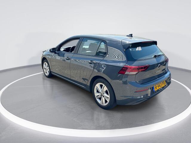 Volkswagen GOLF 1.0 eTsi 110pk DSG Life · Apple/Android Car Play · Navi · P-Sensoren · Sfeerverlichting · 16'' Inch · Garantie t/m 26-10-2026 of 100.000km