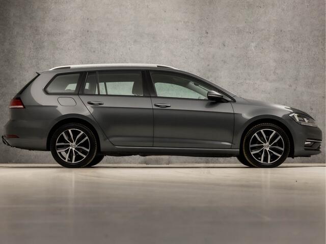 Volkswagen GOLF Variant 1.0 TSI Sportline Automaat (DIGITAL COCKPIT, GROOT NAVI, APPLE CARPLAY, VIRTUAL COCKPIT, MASSAGE, STOELVERWARMING, ALCANTARA SPORTSTOELEN, ADAPTIVE CRUISE, TREKHAAK, NIEUWSTAAT)