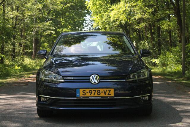 Volkswagen GOLF 1.5 TSI Highline | ACC | Stoelverwarming