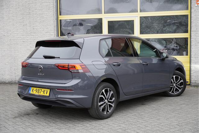 Volkswagen GOLF 1.0 TSI 5drs Life BJ2021 Lmv 16" | Led | Pdc | Navi | App-Connect | Dashboard verlichting | Climate control | Cruise control | Extra getint glas