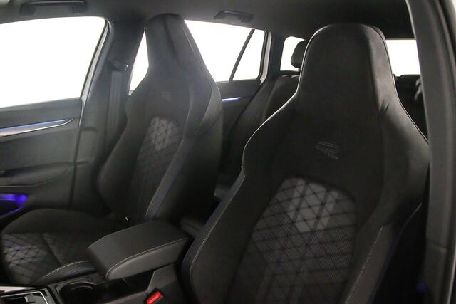 Volkswagen GOLF Variant Life Edition 1.5 eTSI 115pk DSG Automaat Adaptive cruise control, Navigatie, 360 camera, Achteruitrijcamera, Stuurwiel verwarmd, Elektrische achterklep, LED matrix koplampen