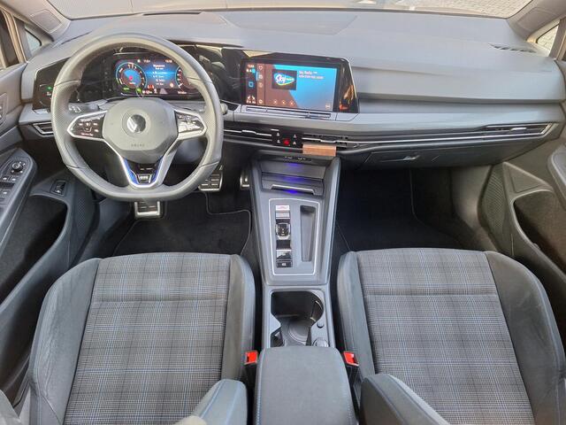 Volkswagen GOLF 1.4 eHybrid GTE BOMVOL OPTIES!!