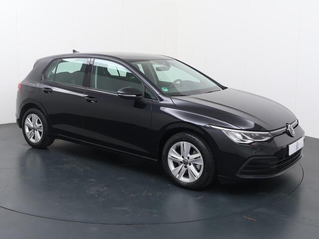 Volkswagen GOLF 1.0 TSI Life | 110 PK | Apple CarPlay / Android Auto | Navigatiesysteem | Achteruitrijcamera |
