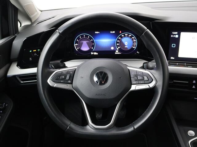 Volkswagen GOLF 1.0 TSI Life | 110 PK | Apple CarPlay / Android Auto | Navigatiesysteem | Achteruitrijcamera |
