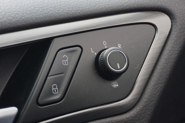 Volkswagen GOLF Variant 1.0 TSI Comfortline Trekhaak/App-Connect/Navi!