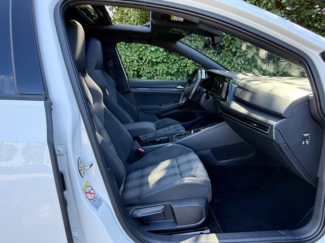 Volkswagen GOLF 1.4 eHybrid GTE I Pano I 18" I Ambiance